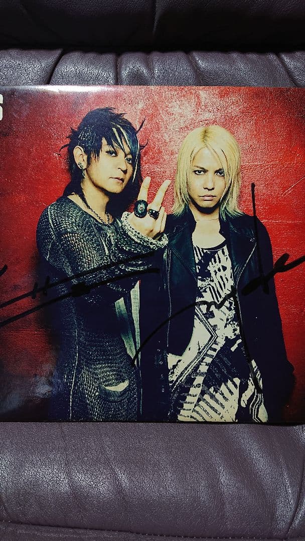 VAMPS HYDE K.A.Z／直筆サイン入りパネル／非売品 - メルカリ