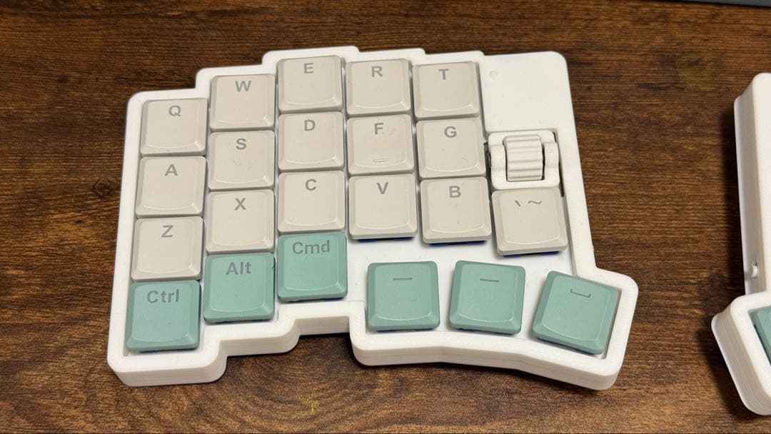 ワイヤレス分割キーボード roBa ロープロファイル - メルカリ