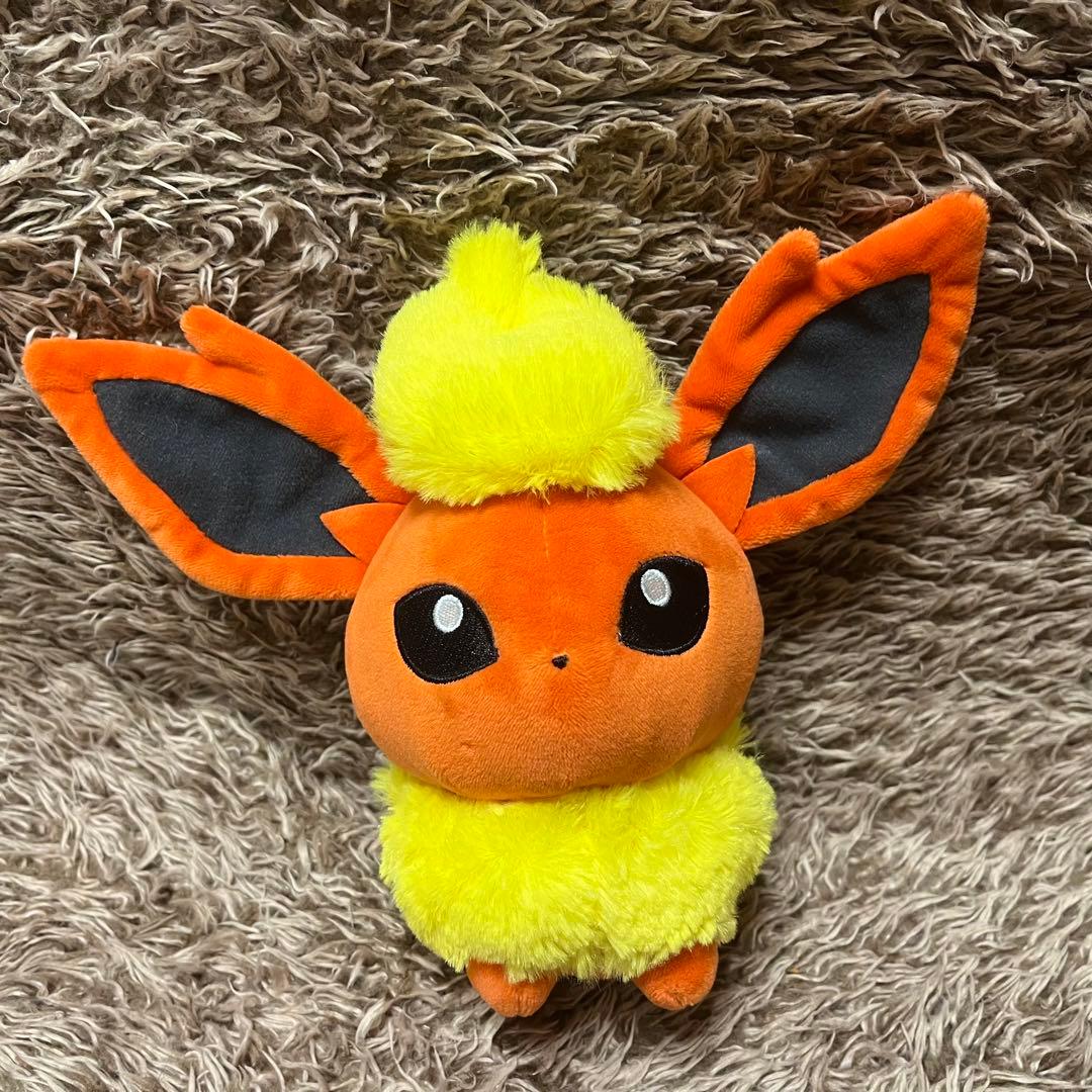 ポケモンドールズ ブースター ぬいぐるみ - メルカリ