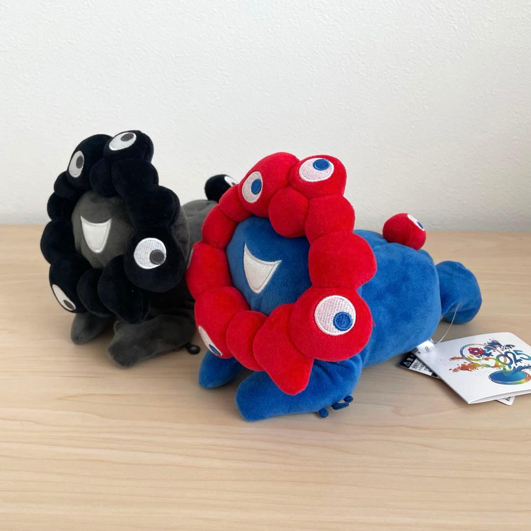 Sサイズ 黒ミャクミャク ノーマル ミャクミャク 這い型 ぬいぐるみ