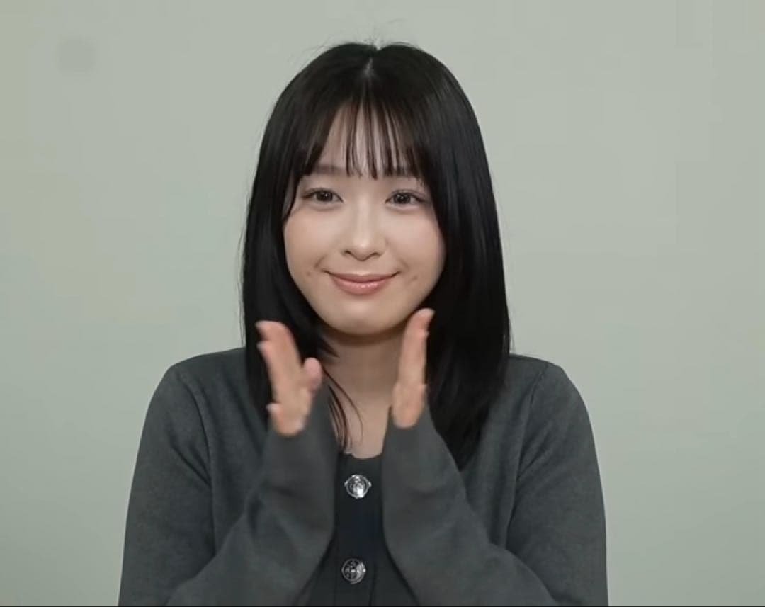 週刊プレイボーイ　　高野真央 サイン本　生写真　ポスター