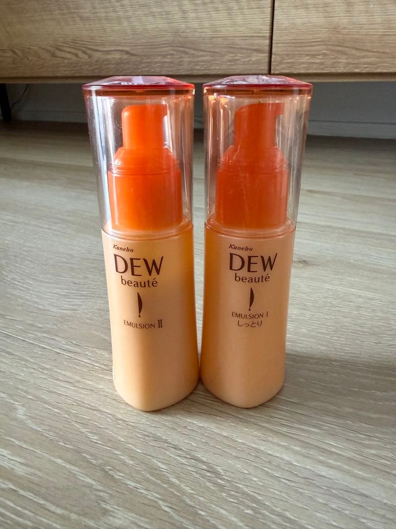 新品未使用　DEW デュウボーテ　エマルジョン1 エマルジョン2 乳液 新品未使用 DEW デュウボーテ エマルジョン1 エマルジョン2 乳液
