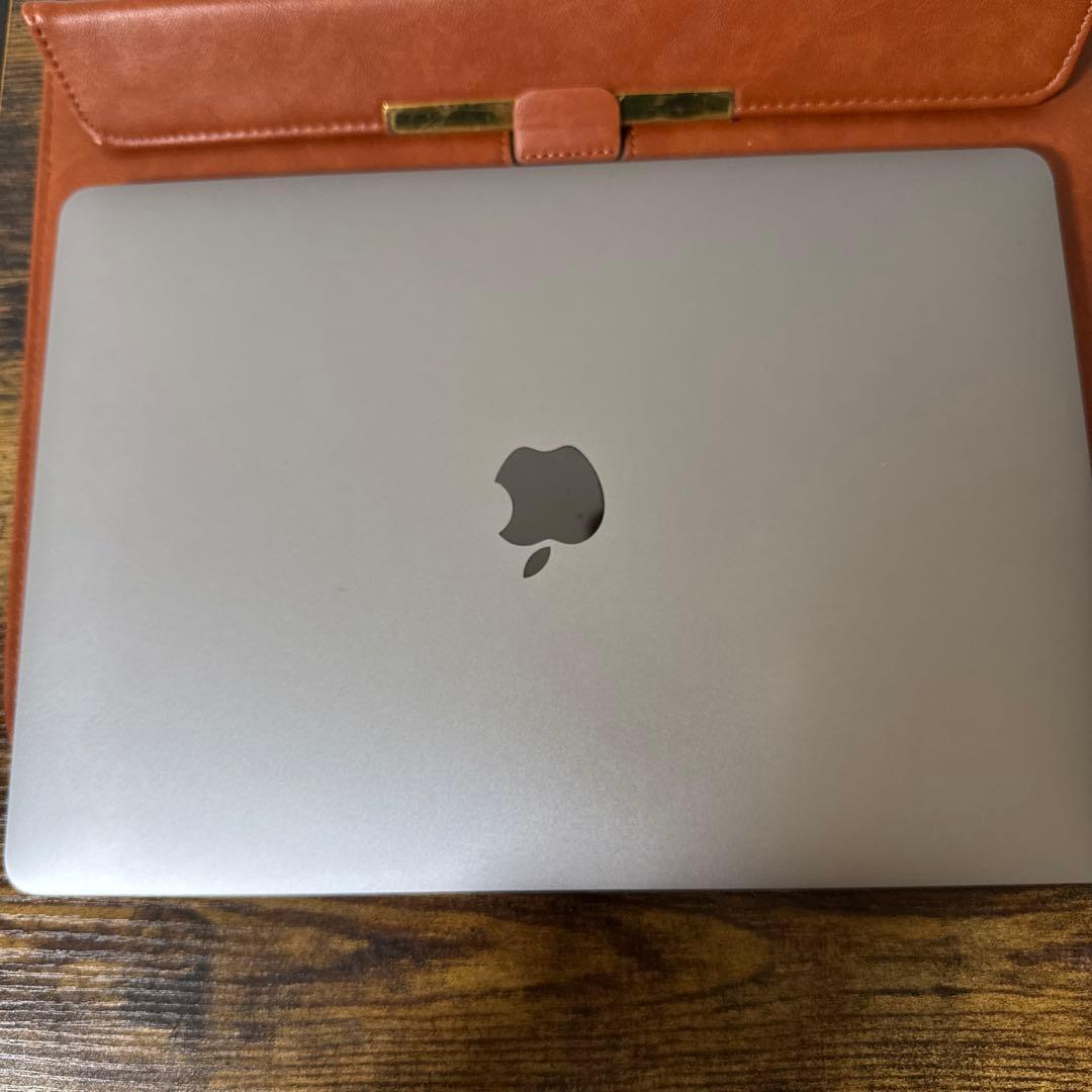 MacBook Pro シルバー 本体 - メルカリ