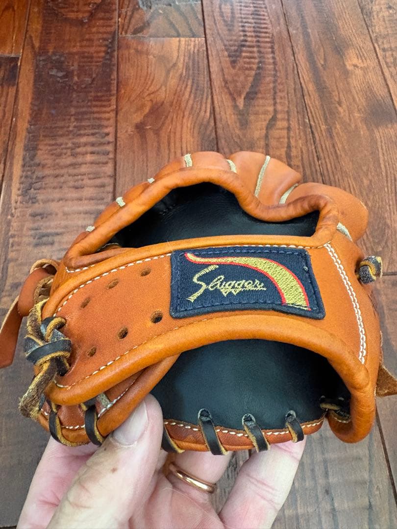 Slugger KSG-J7 トレーニング用 グローブ《江頭重利さん型付け品》