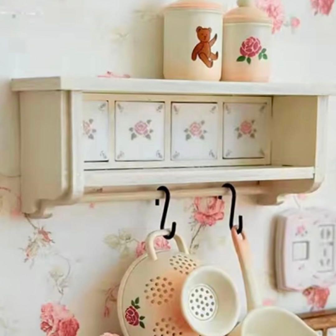 ミニチュア キッチン家具 壁掛け収納 フック掛け ローズ ドールハウス