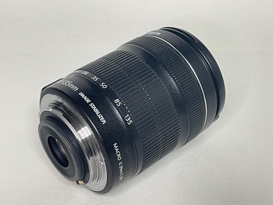 美品 Canon EF-S 18-135mm f3.5-5.6 IS STM