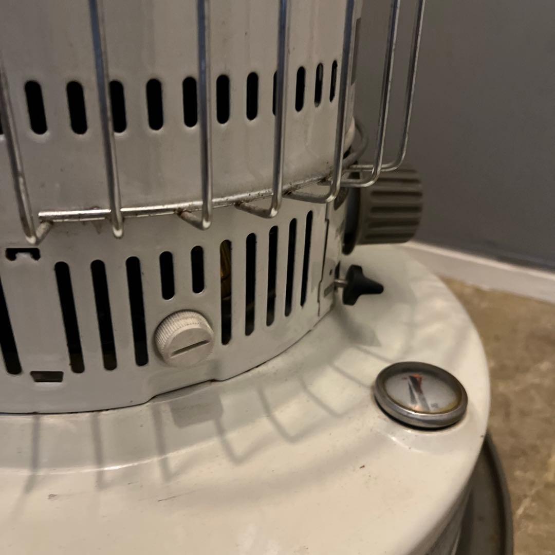 横浜】トヨトミ 5.62kw石油ストーブ KS-56A 対流式 ダルマストーブ