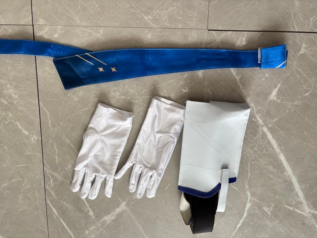 ブルーアーカイブ　コスプレ　扇喜アオイ　Mサイズ