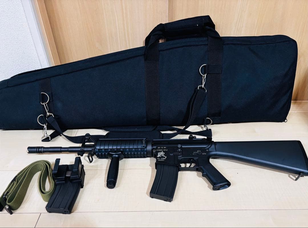 東京マルイ　SR-16 M4 電動ガン　ケース　マガジンおまけ付き　ジャンク品 TOKYO MARUI（東京マルイ） 【爆買いWEEK5％OFFクーポン】エアガン