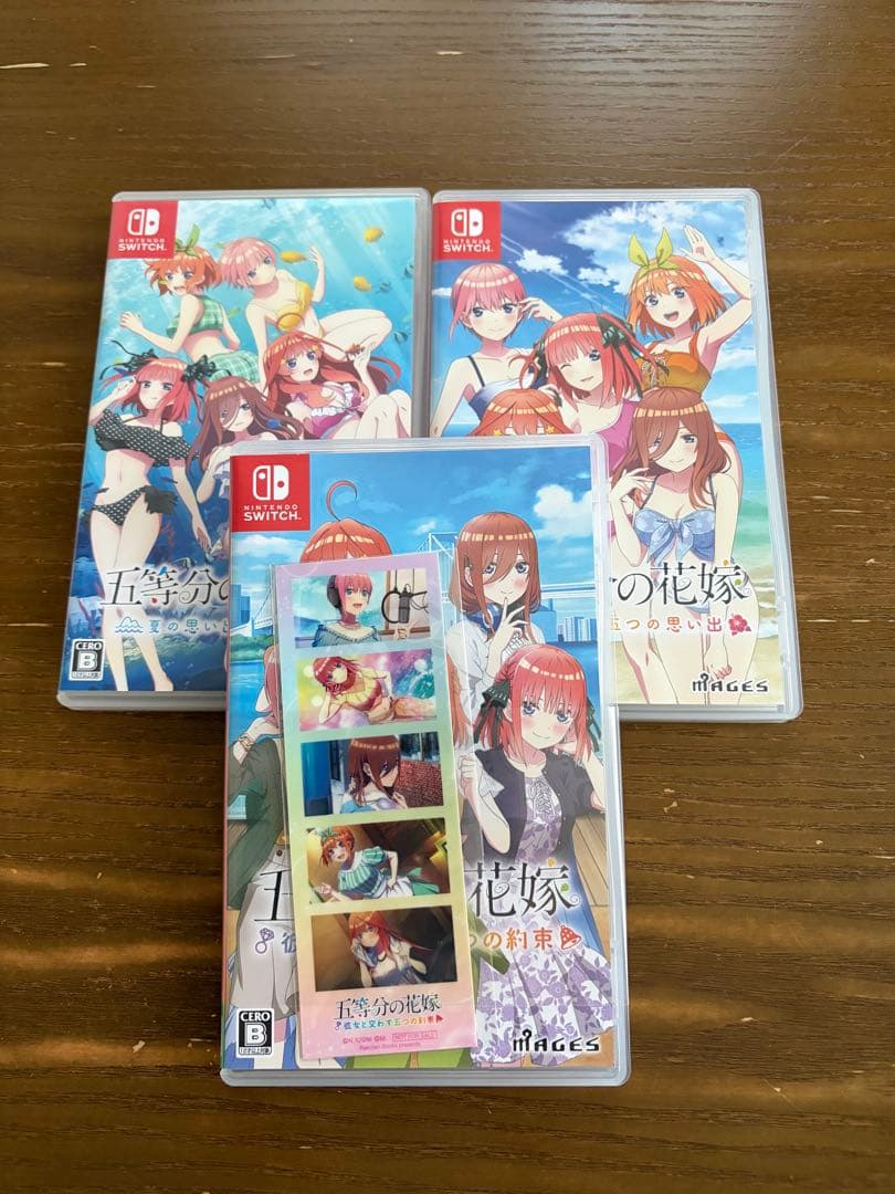 Switch 五等分の花嫁 [通常版]ゲーム3点セット　ミニフォトステッカー付き Amazon.co.jp: 五等分の花嫁 ～彼女と交わす五つの約束～ - Switch