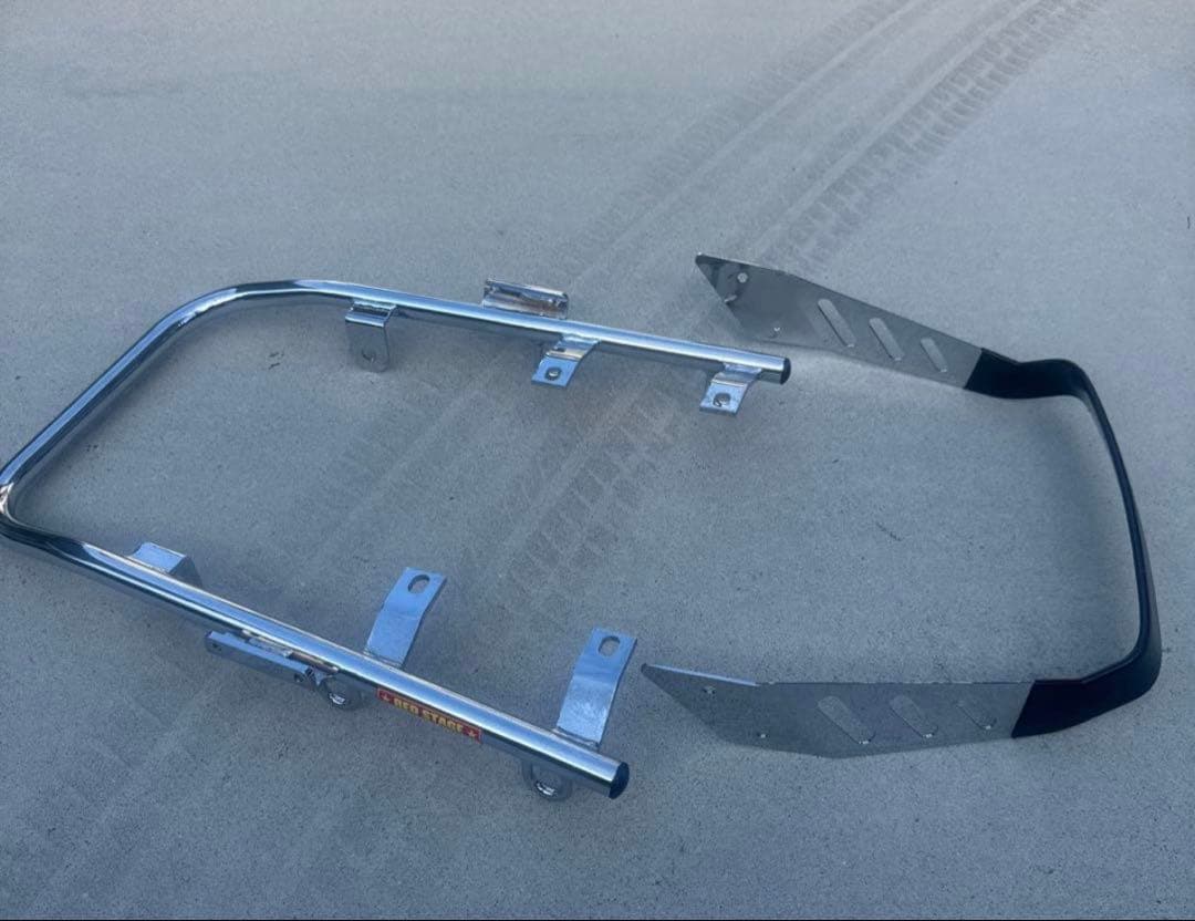 ゼファー400 レッドステージ製ファッションタンデム ゼファー400 オリジナル ドレスアップ タンデムバー | REDSTAGE WILDBOARsp