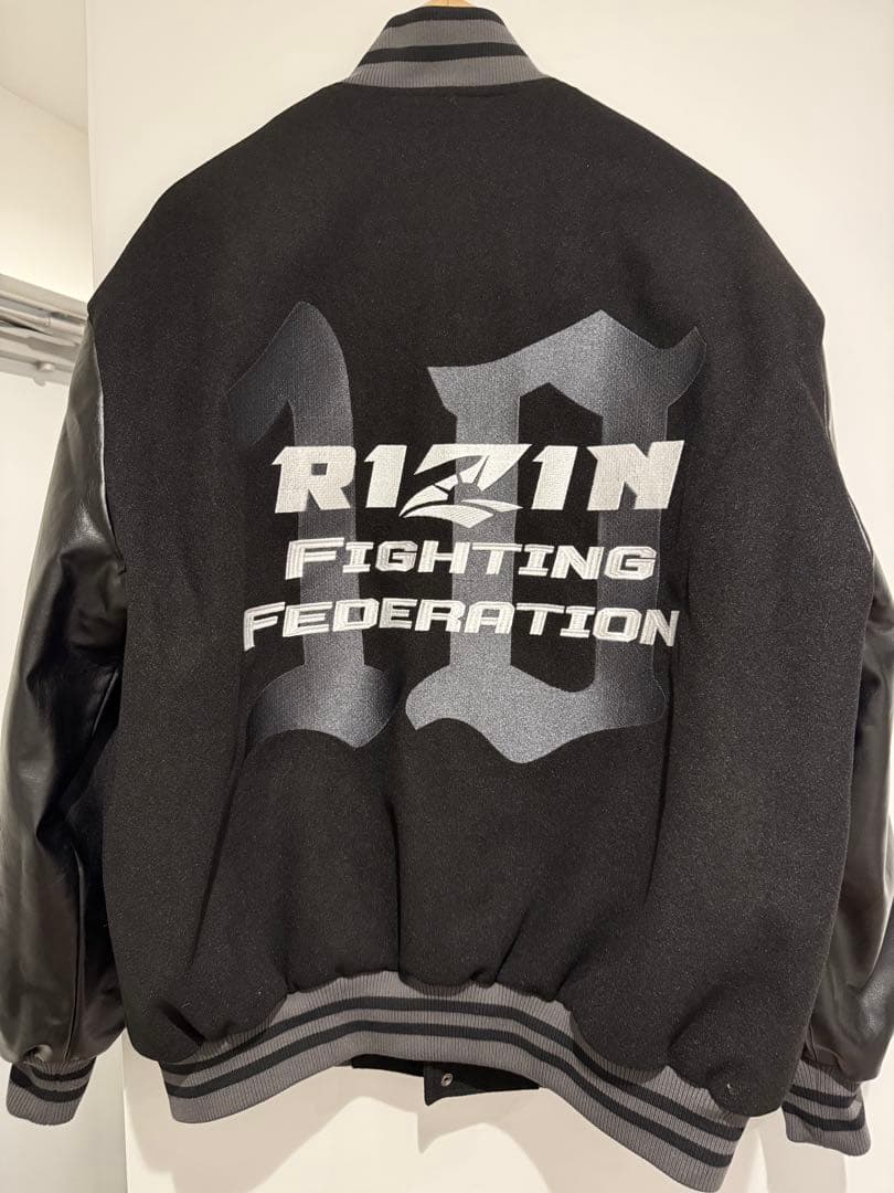 非売品】新品未使用 RIZIN 10th Anniversary スタジャン - メルカリ