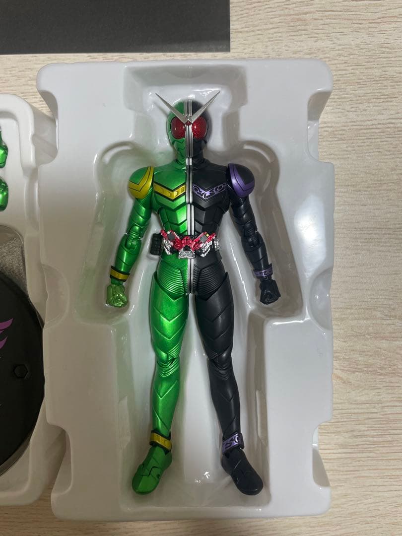 S.H.Figuarts 真骨彫製法 仮面ライダーダブル