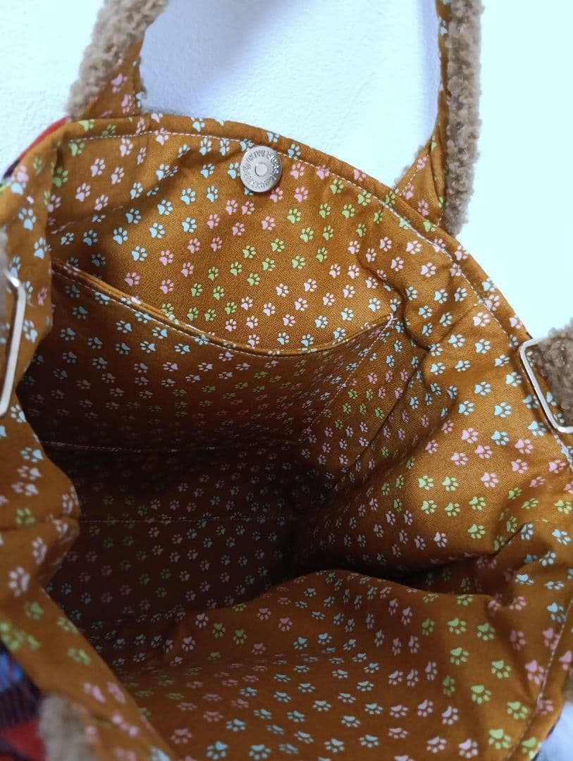 さ*ー様 コヤンイサムチョン ボリーちゃん ギャザーポケット付きトート