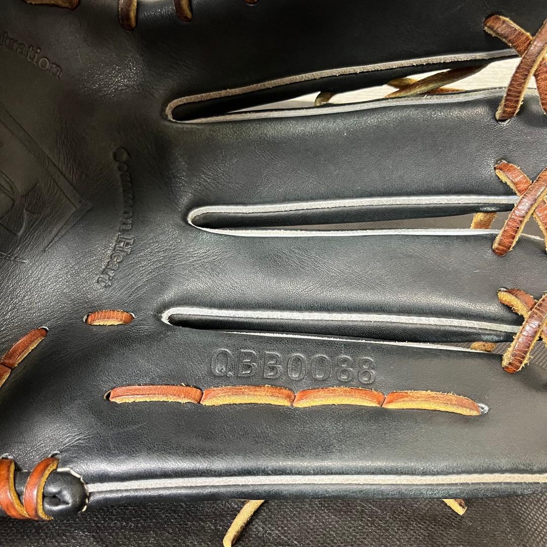 極美品】アンダーアーマー 外野用 硬式グローブ ブラック QBB0088