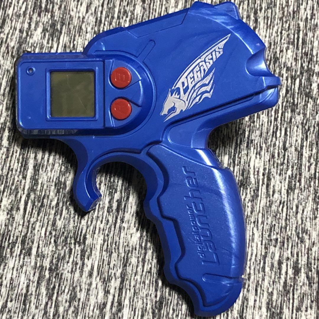 メタルファイトベイブレード デジタルパワーランチャー ホワイト