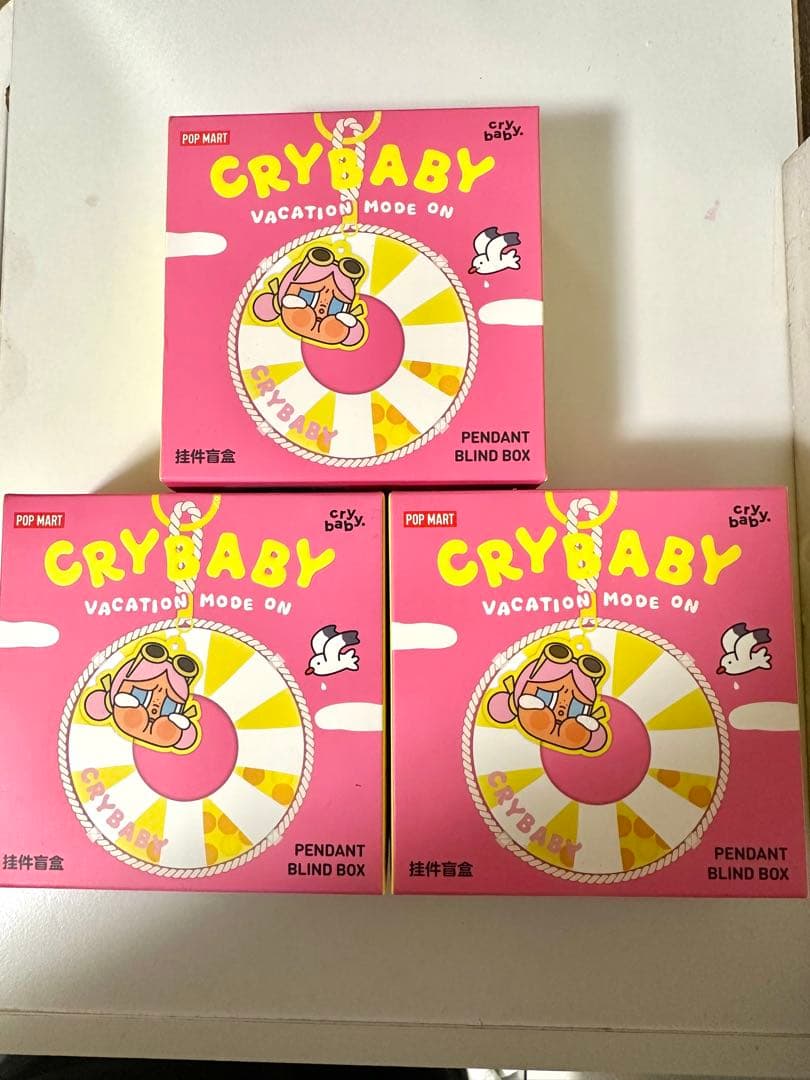 韓国POPMART CRYBABY VACATION MODE ONペンダント CRYBABY Vacation Mode On シリーズ ぬいぐるみペンダント - POP MART
