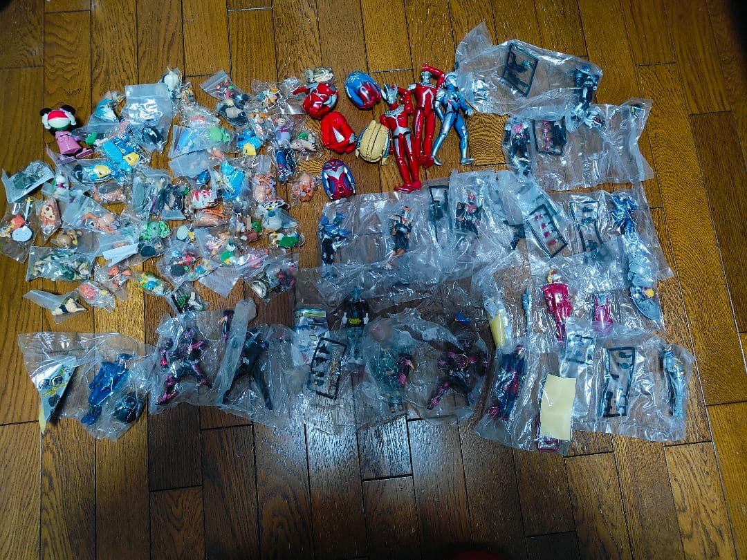 ウルトラマン 怪獣 ソフビ ガン消し 仮面ライダー フィギュア まとめ