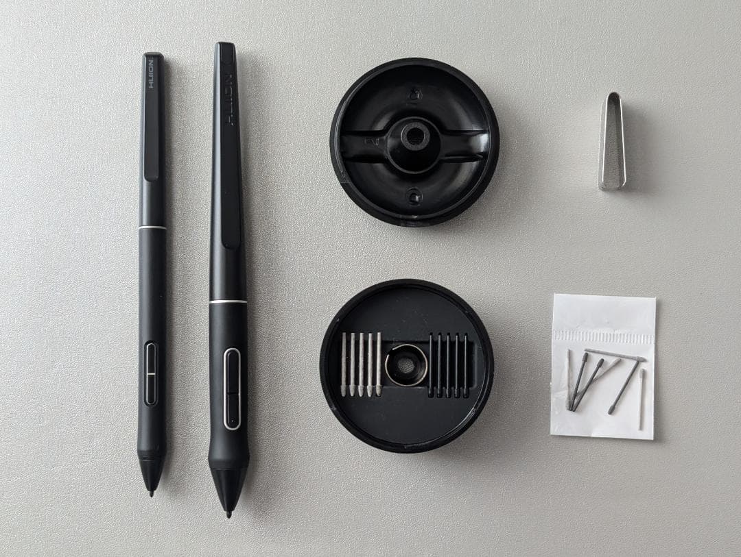 HUION kanvas pro 16(2.5k) スリムペン付き