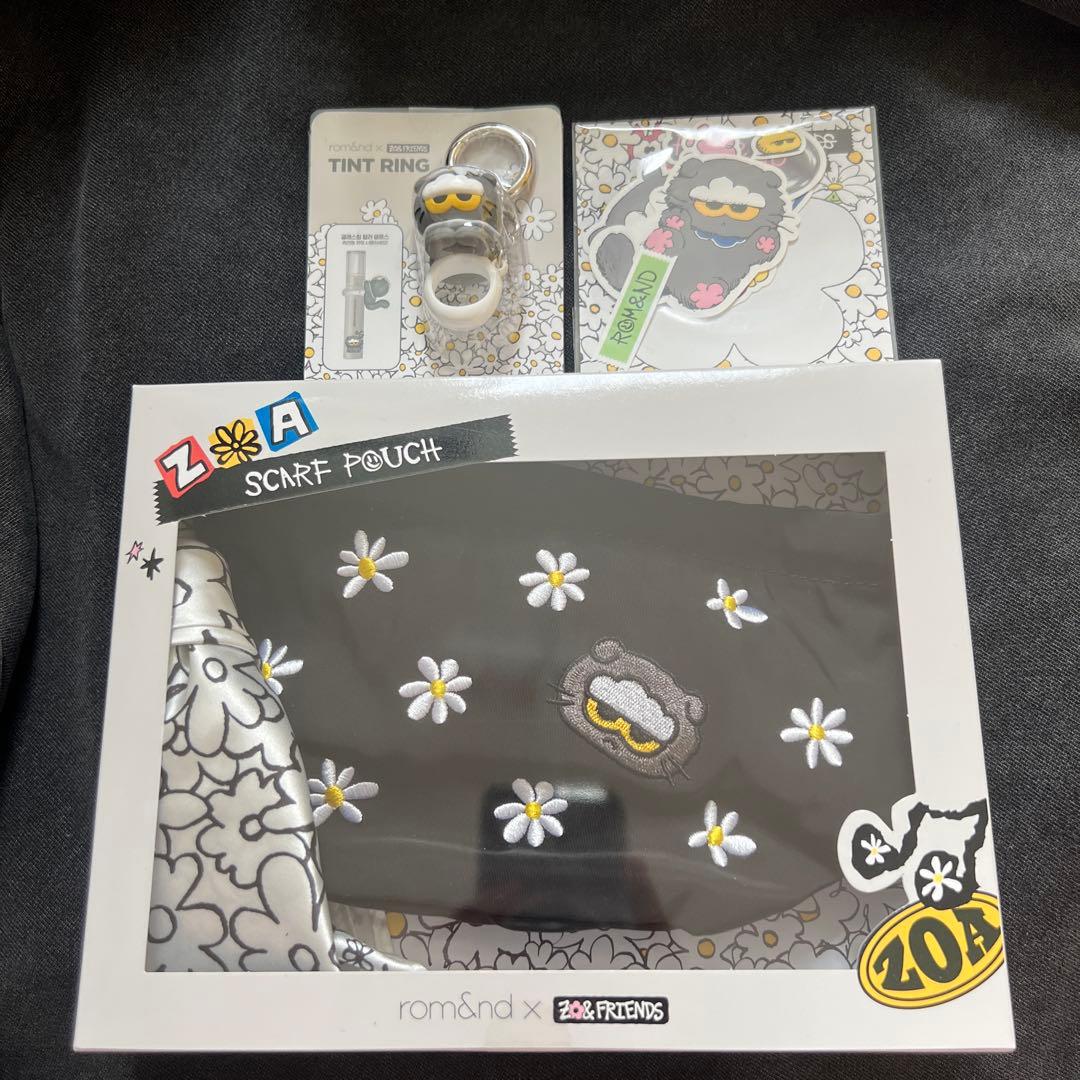 Rom&nd ZO&FRIENDS ZOA 特典 ポーチ キーリング ステッカー - メルカリ