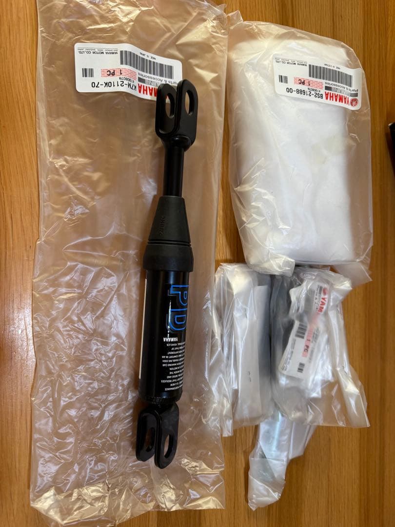 パーツ PERFORMANCE DAMPER BS2-211h1-00 MT-09 YAMAHA BS2-211H0-00 Performance Damper MT-09 MT-09TRACER Parts