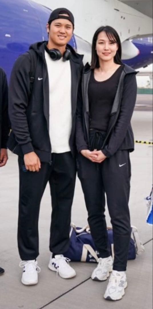 新品】レア♡大谷真美子さんご愛用New Balance U9060HSC/D - メルカリ