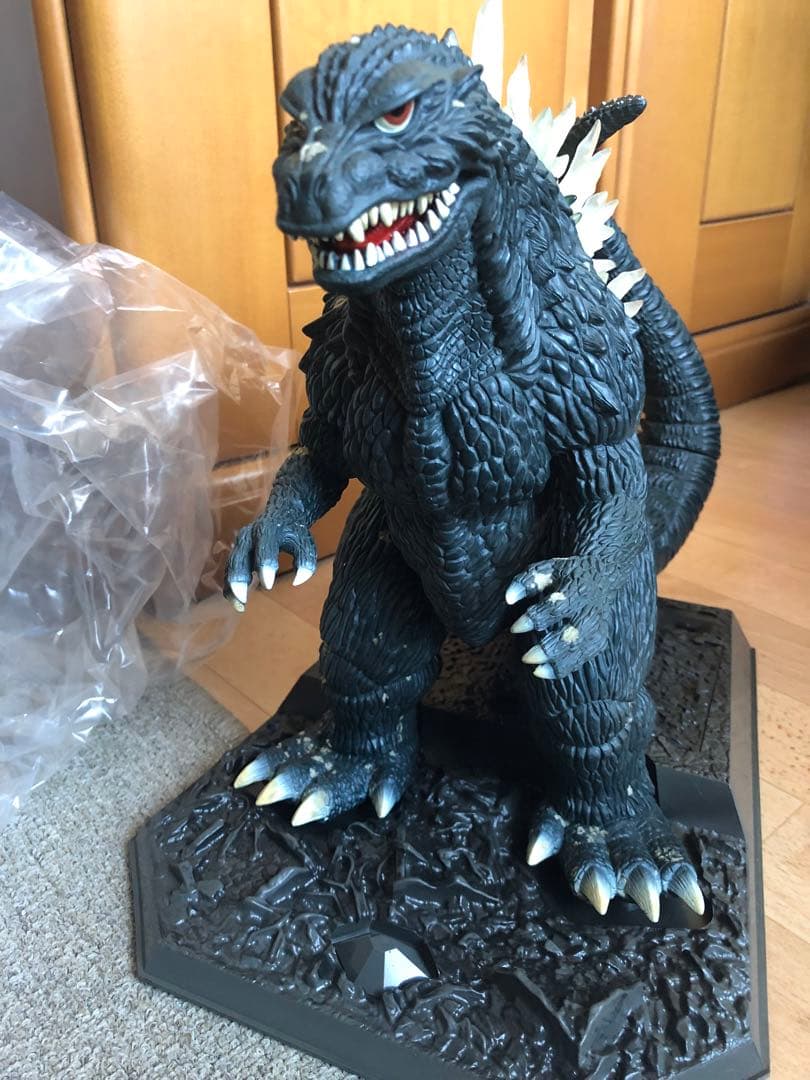 フィギュア超鳴動ゴジラ2000ミレニアム電動ディスプレイモデル - メルカリ