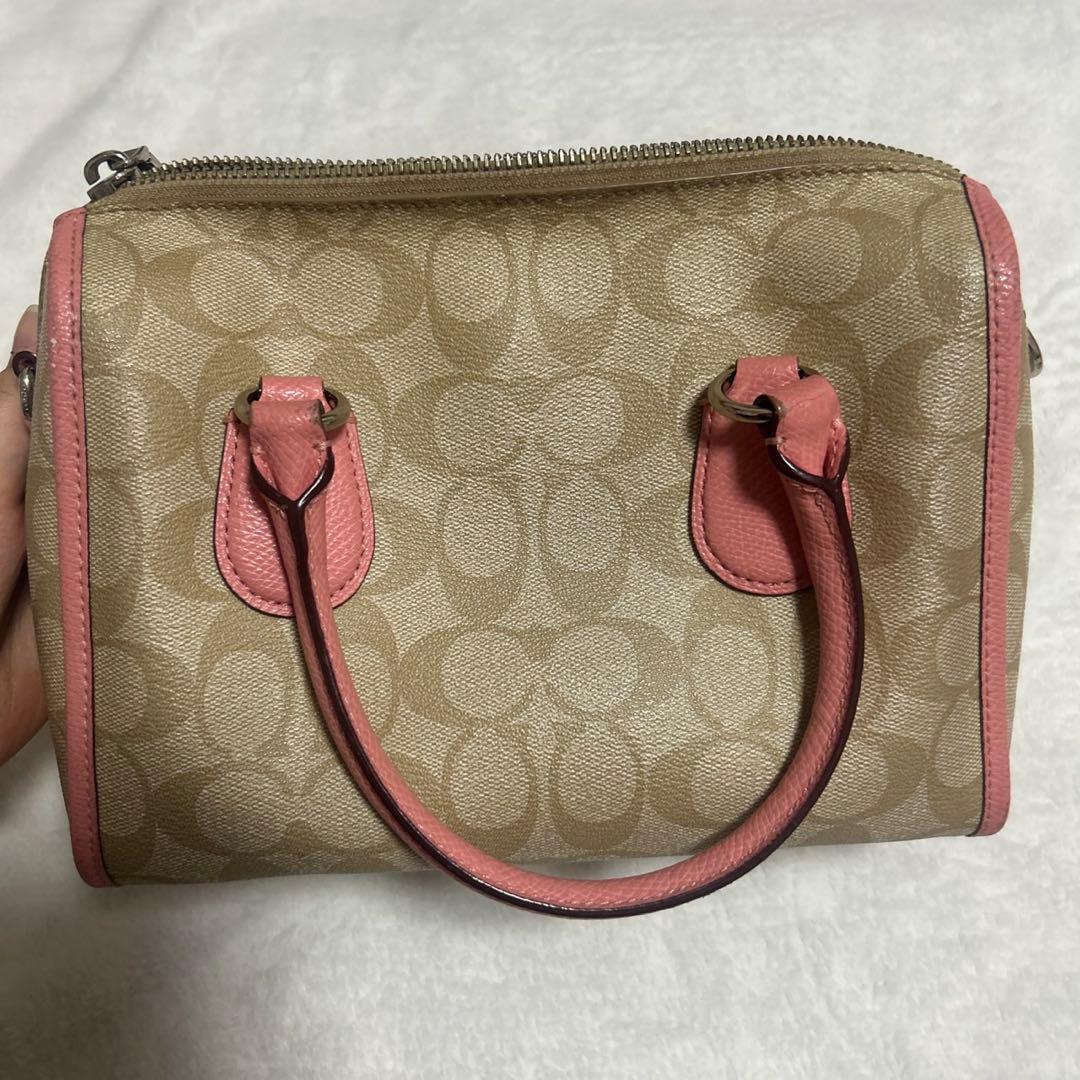 COACH(コーチ)ハンドバック・ショルダーバッグ ピンクベージュ - メルカリ