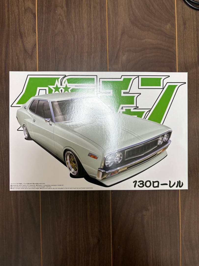 アオシマ グラチャン もっとグラチャン ローレル 1/24 プラモ 2台