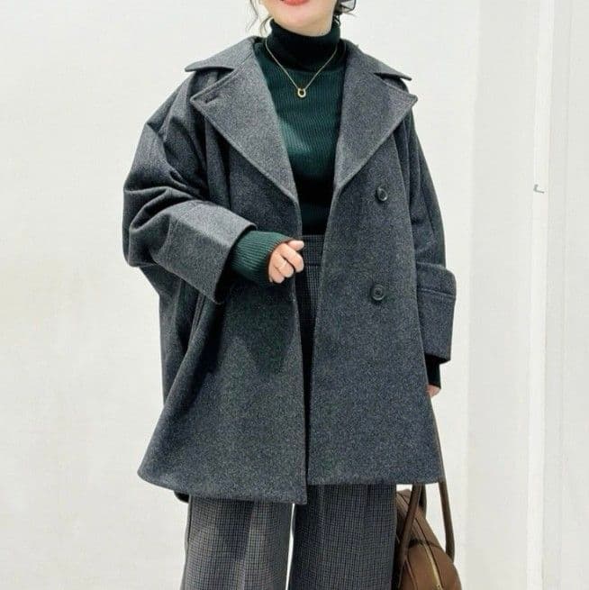 GU コージーメルトンケープコート Z＋E グレー - メルカリ