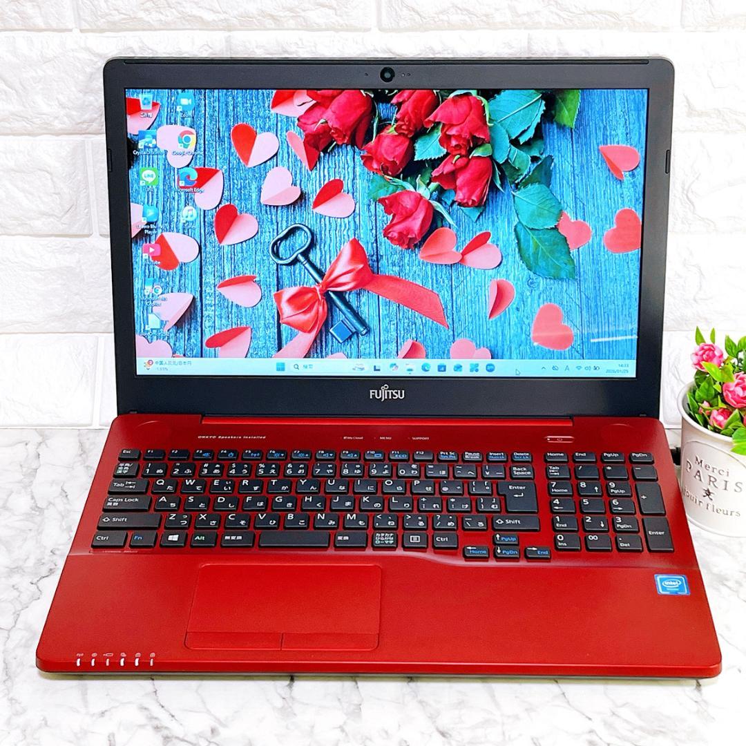 美品✨綺麗な赤✨爆速SSD薄型ノートパソコン✨Windows11カメラ