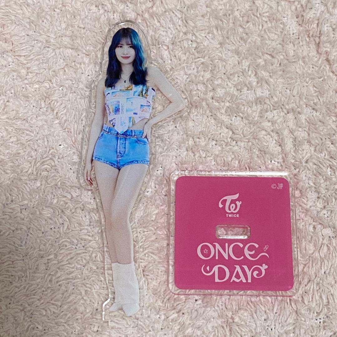 TWICE モモ アクスタ まとめ売り - メルカリ