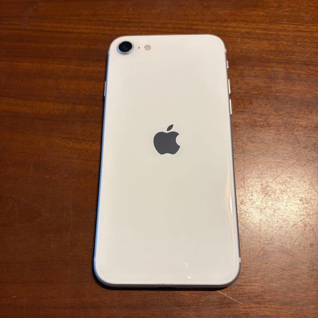 ⭐︎美品⭐︎iPhone SE (第2世代) white 64GB - メルカリ