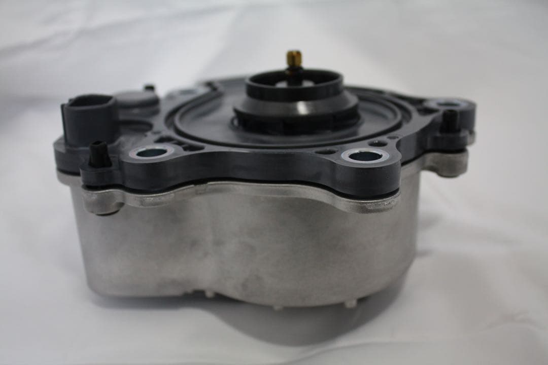 新品未使用 TOYOTA 純正品ウォーター ポンプ 161A0-29015 - メルカリ