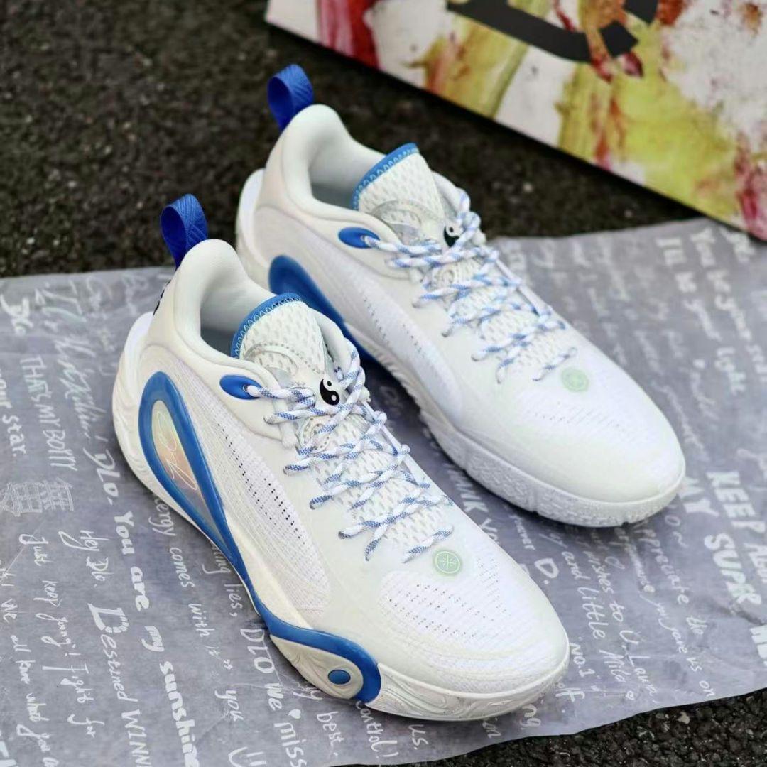 LI−NING Wade Dlo 1