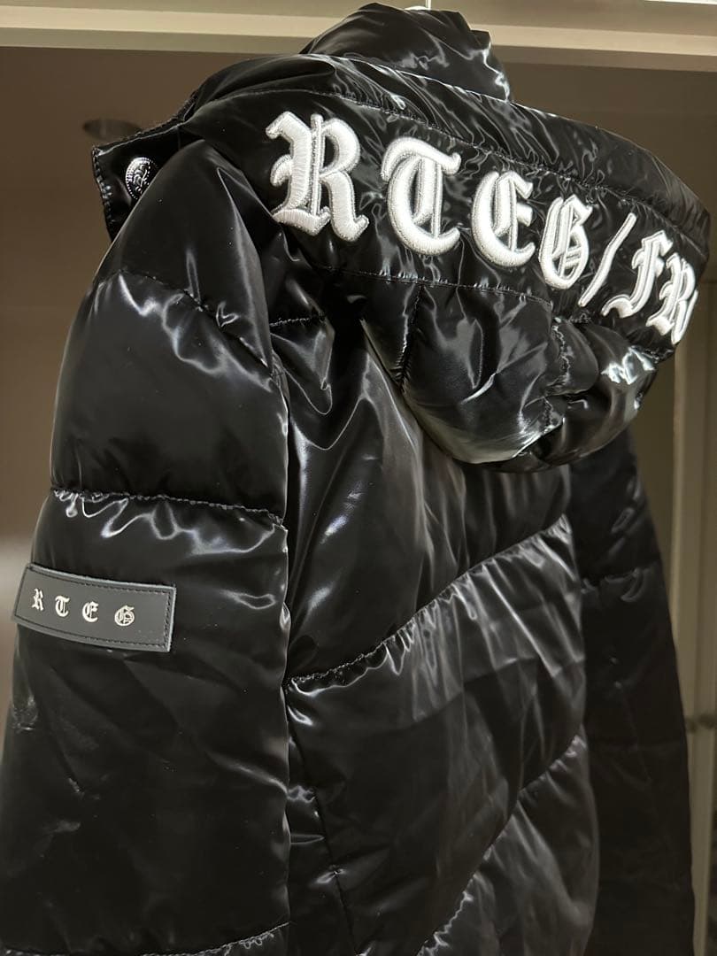 アダムスジャグラーRTEG 黒ブルゾン ダウンジャケット新品未使用 完売