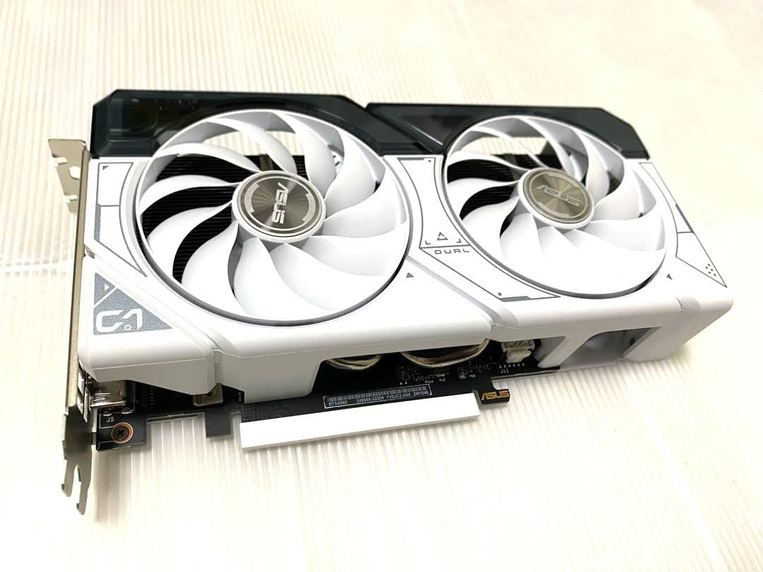 志村幸三  ASUS GeForce RTX4060 グラボ