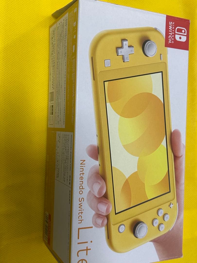 Nintendo Switch Lite 本体《イエロー》