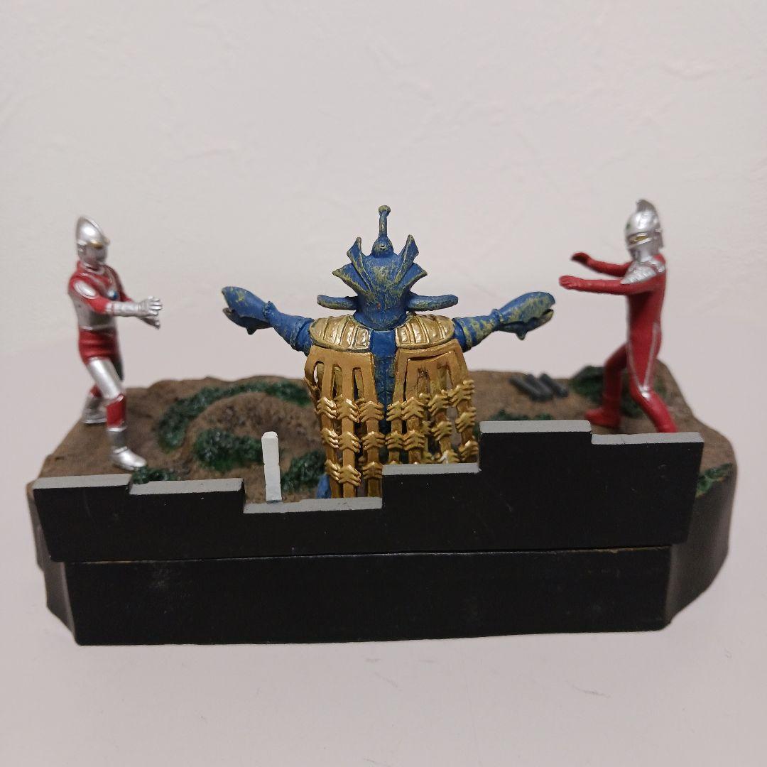 ウルトラ怪獣戯画「ウルトラ6兄弟最後の日！」 - メルカリ