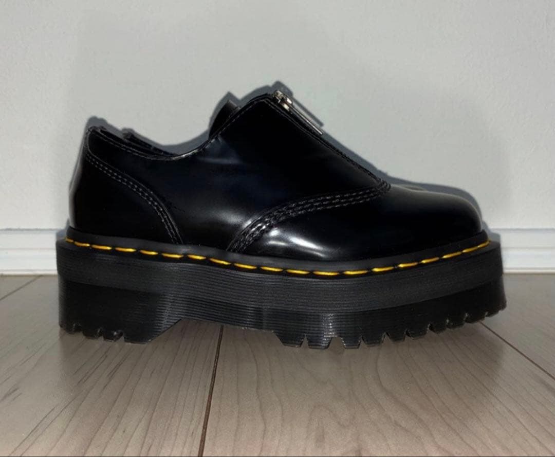 22cm 美品 Dr.Martens AURIAN Ⅱ QUAD ローファー 黒 - メルカリ