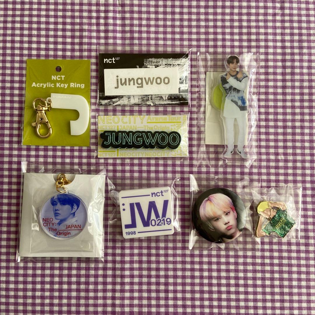 NCT127 ジョンウ アクリルスタンド キーホルダー - メルカリ