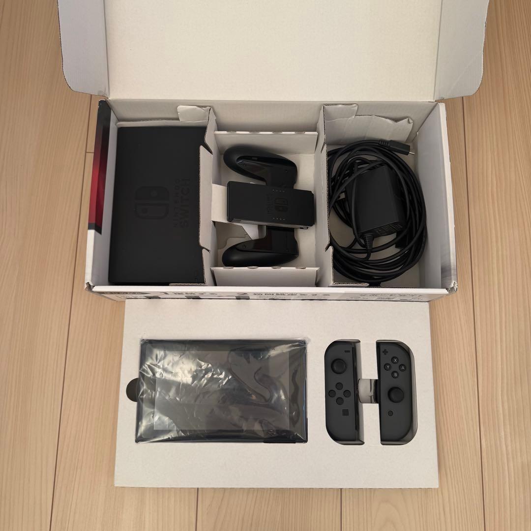 Nintendo Switch 本体 ドック付き - メルカリ