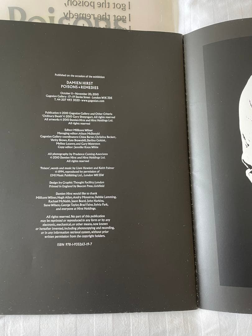 2010] ダミアン・ハースト POISON + REMEDIES *レア* - メルカリ
