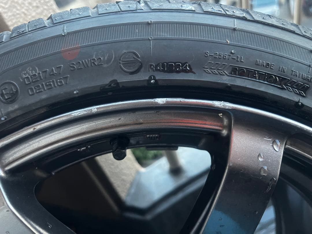 ENKEI PF07 17インチ 9.5J +40 5H/5穴　エンケイ　タイヤ