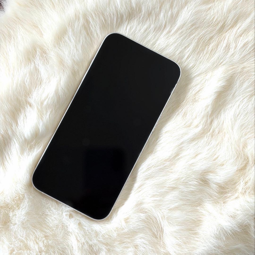 美品】Apple iPhone 13 ホワイト 本体 128GB SIMフリー - メルカリ