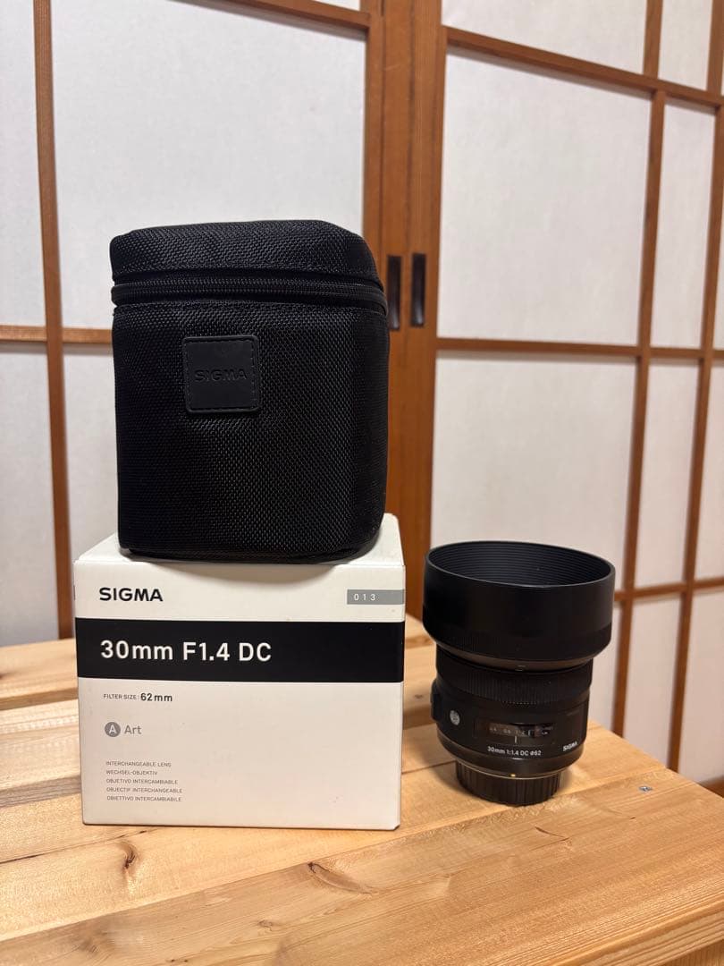 Sigma Artシリーズ30mm F1.4 DC HSM ニコン用 Fマウント 30mm F1.4 DC HSM | Art / ニコンFマウント用: アウトレット - SIGMA