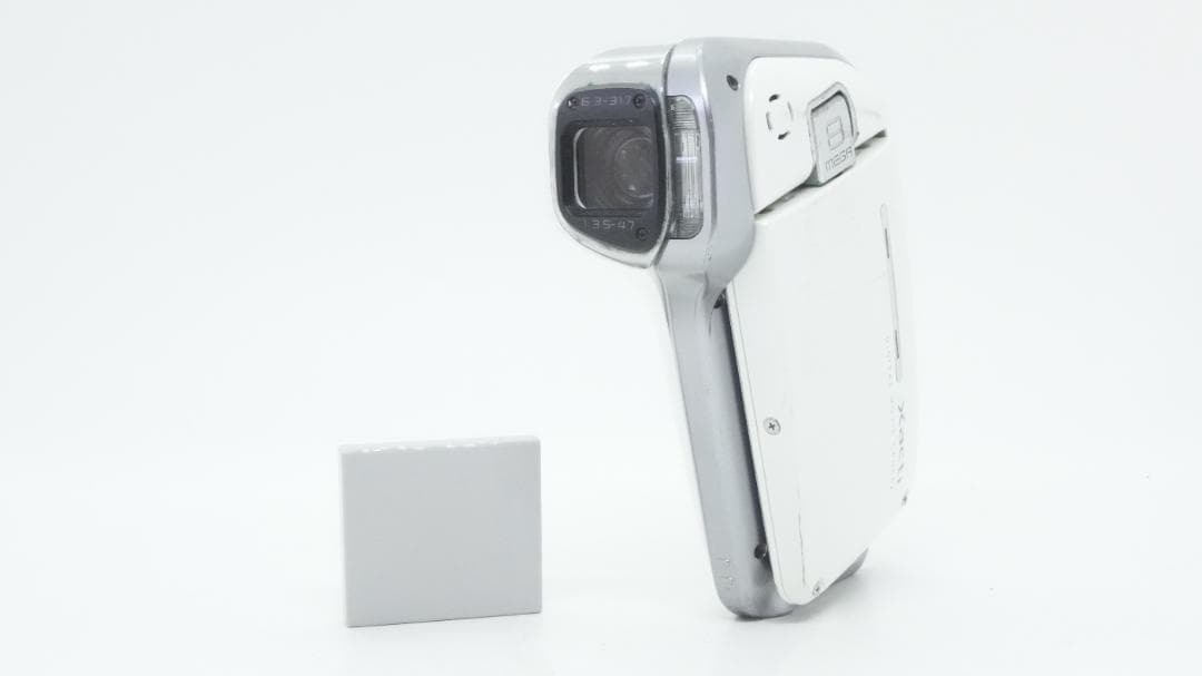 【A2348】 SANYO Xacti DMX-CA8 サンヨー ザクティ Amazon | SANYO 防水デジタルムービーカメラ Xacti (ザクティ) DMX-CA8