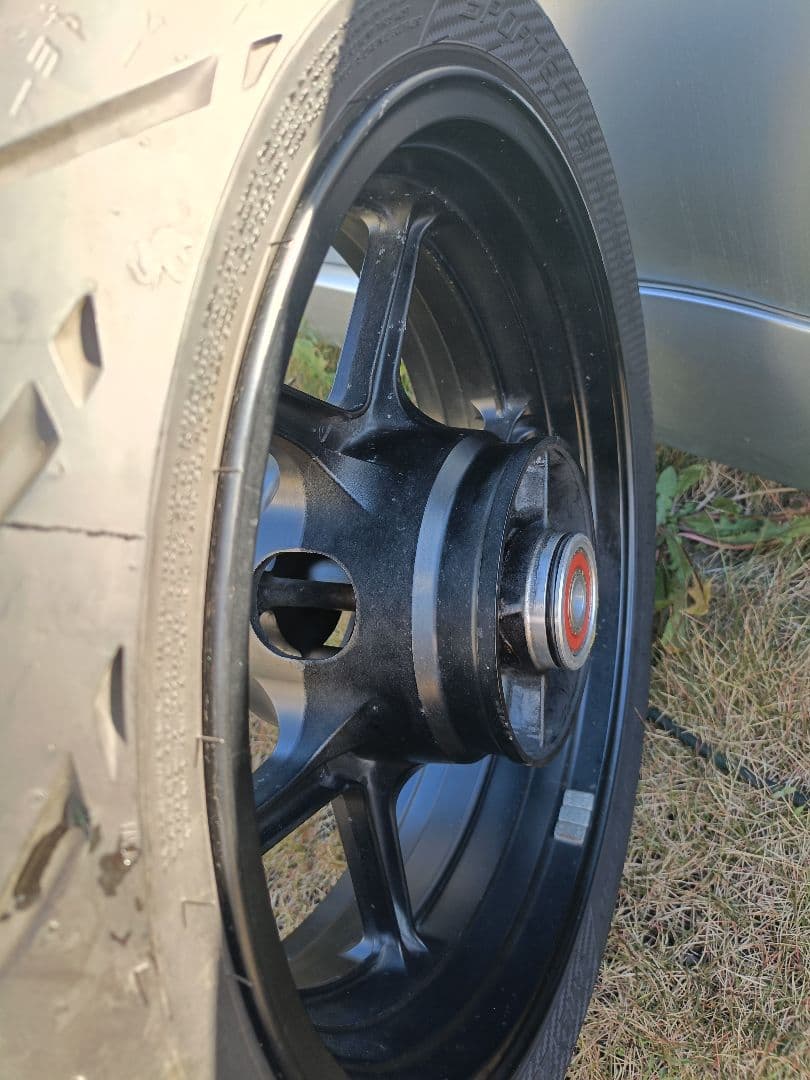 ZX-25R ZX-4R 5.50J 180 55 ワイドホイール