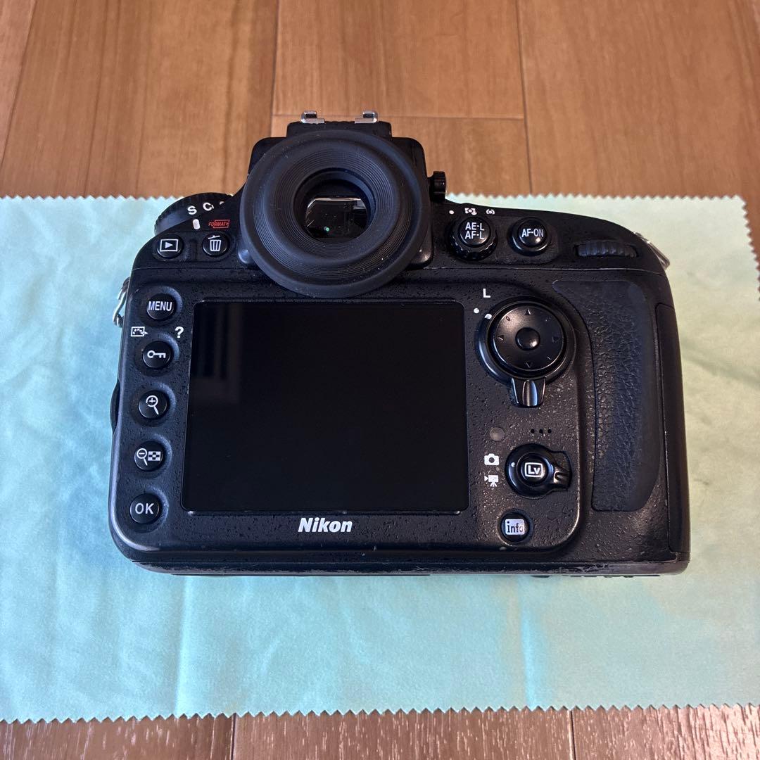 完動品! Nikon D800+付属品 (シャッター回数により訳あり品扱い