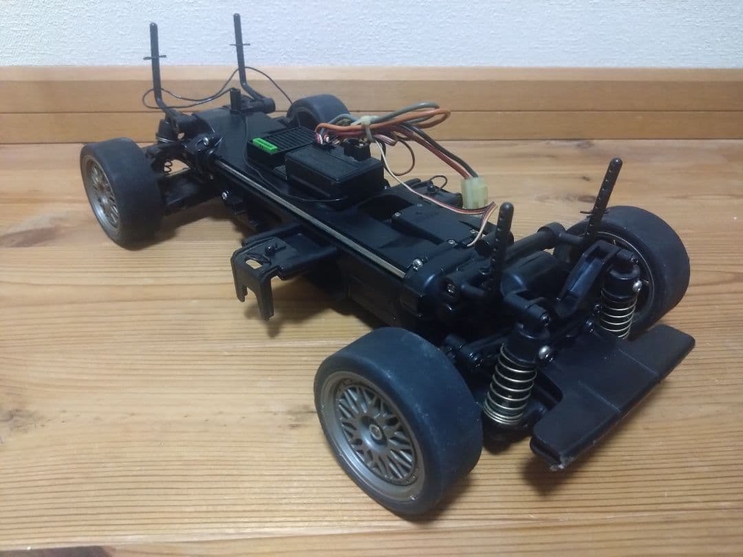 タミヤ TL01 シャーシ カルソニック スカイライン GT-R ボディ - メルカリ